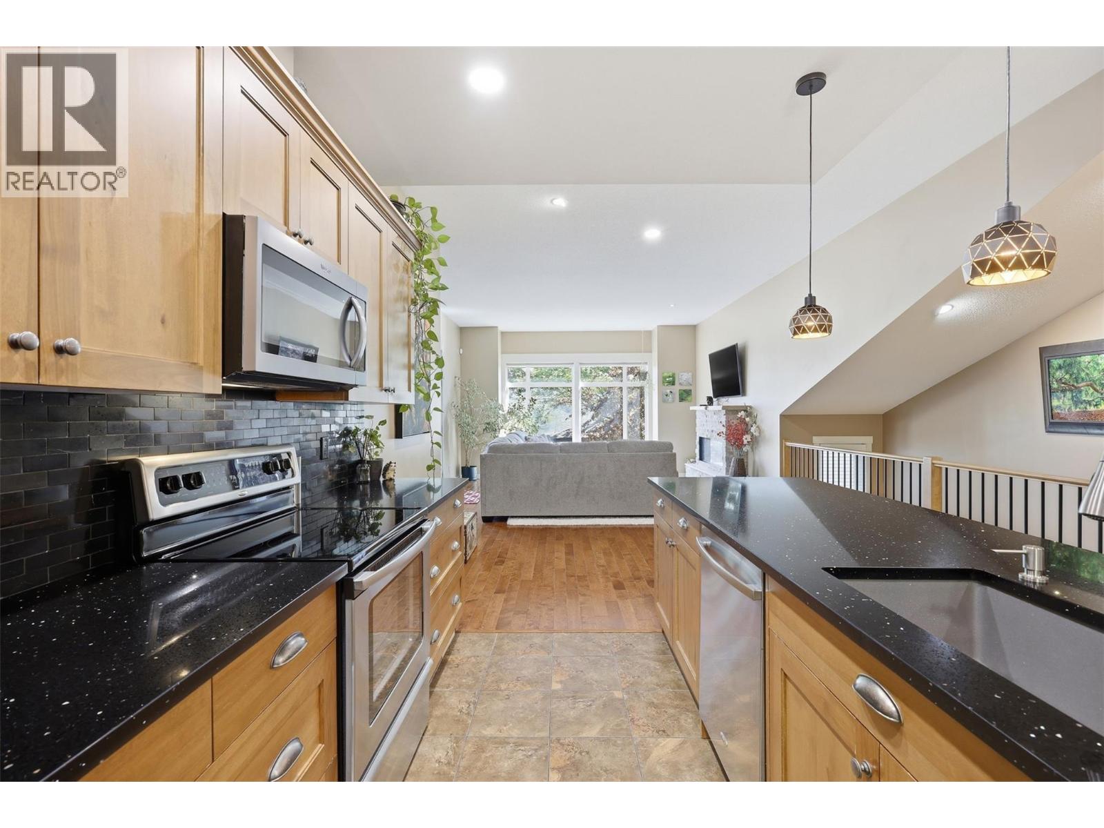 1631 Golf Ridge Way, Kamloops, British Columbia  V2H 0A5 - Photo 6 - 10388546