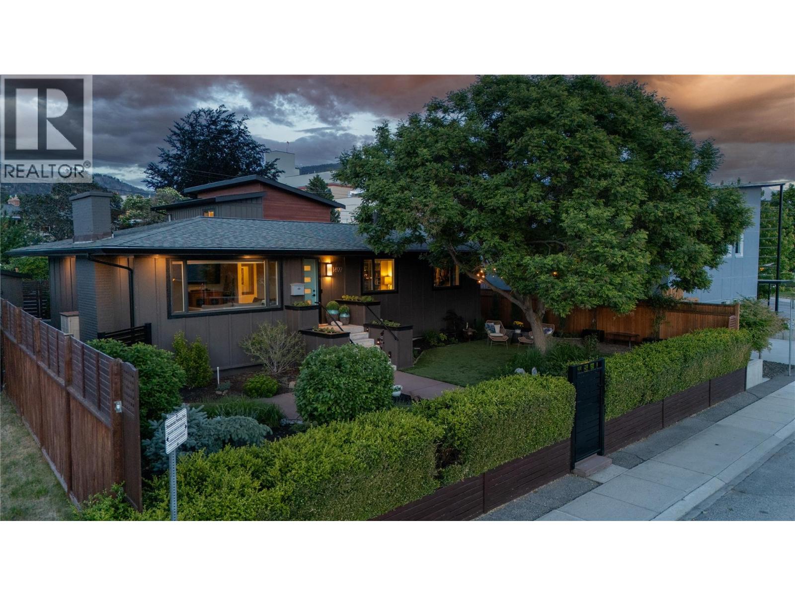 1492 Leir Street, Penticton, British Columbia  V2A 4Z5 - Photo 3 - 10388097