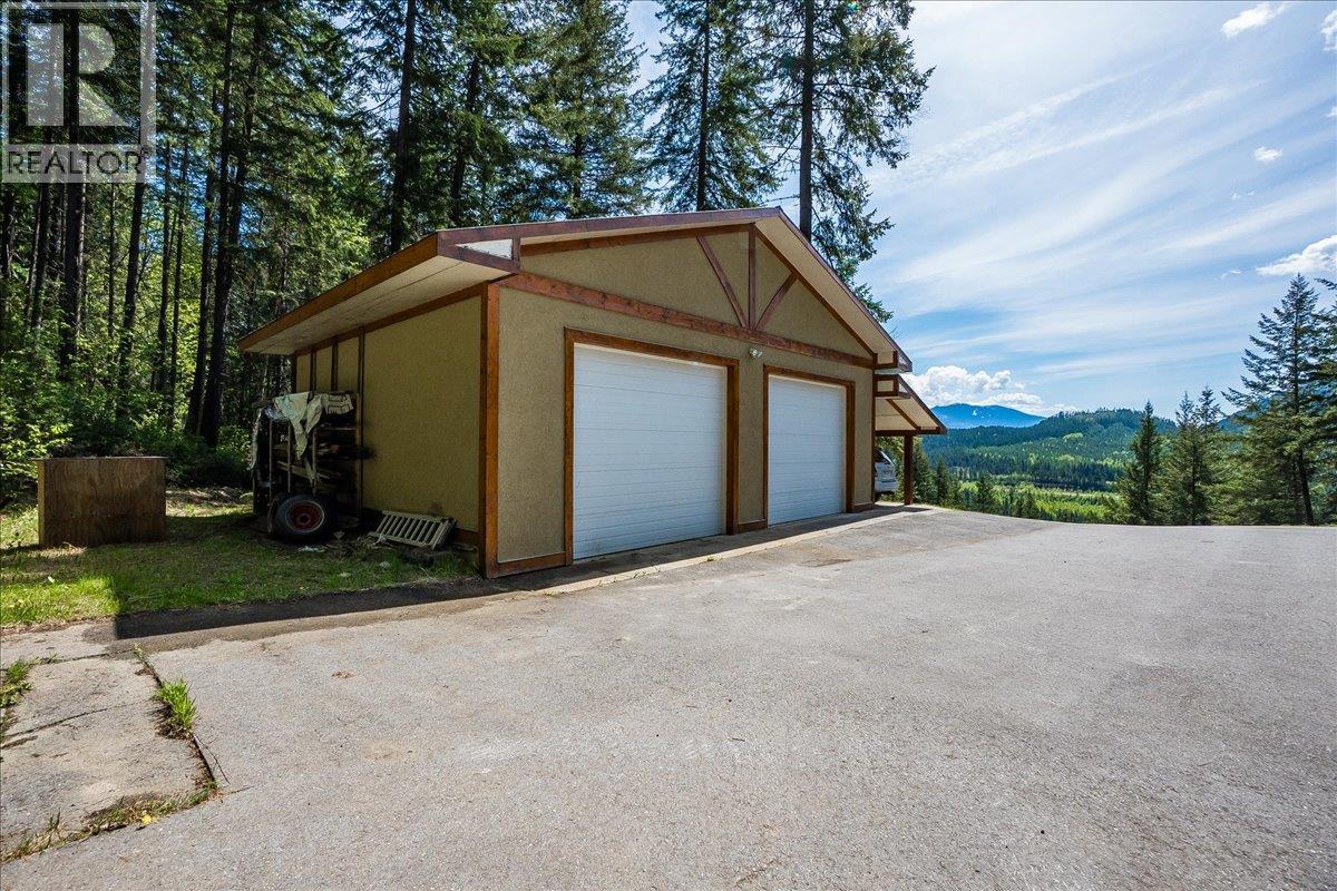 1732 Zwicky Road, Kaslo, British Columbia  V0G 1M0 - Photo 10 - 10388002