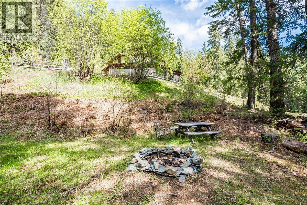 1732 Zwicky Road, Kaslo, British Columbia  V0G 1M0 - Photo 15 - 10388002