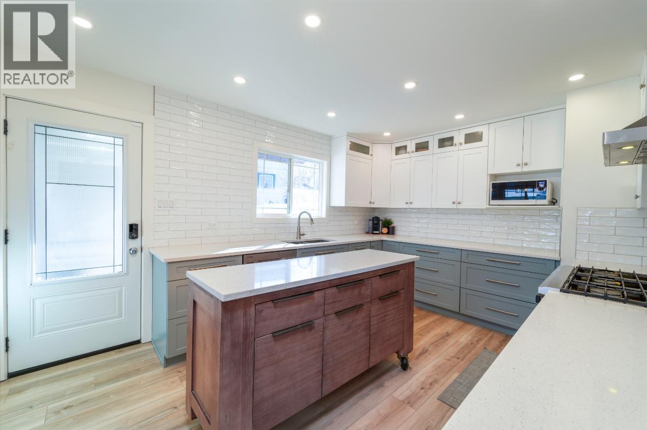 1515 Robinson Crescent, Kamloops, British Columbia  V2C 3J2 - Photo 7 - 10387313