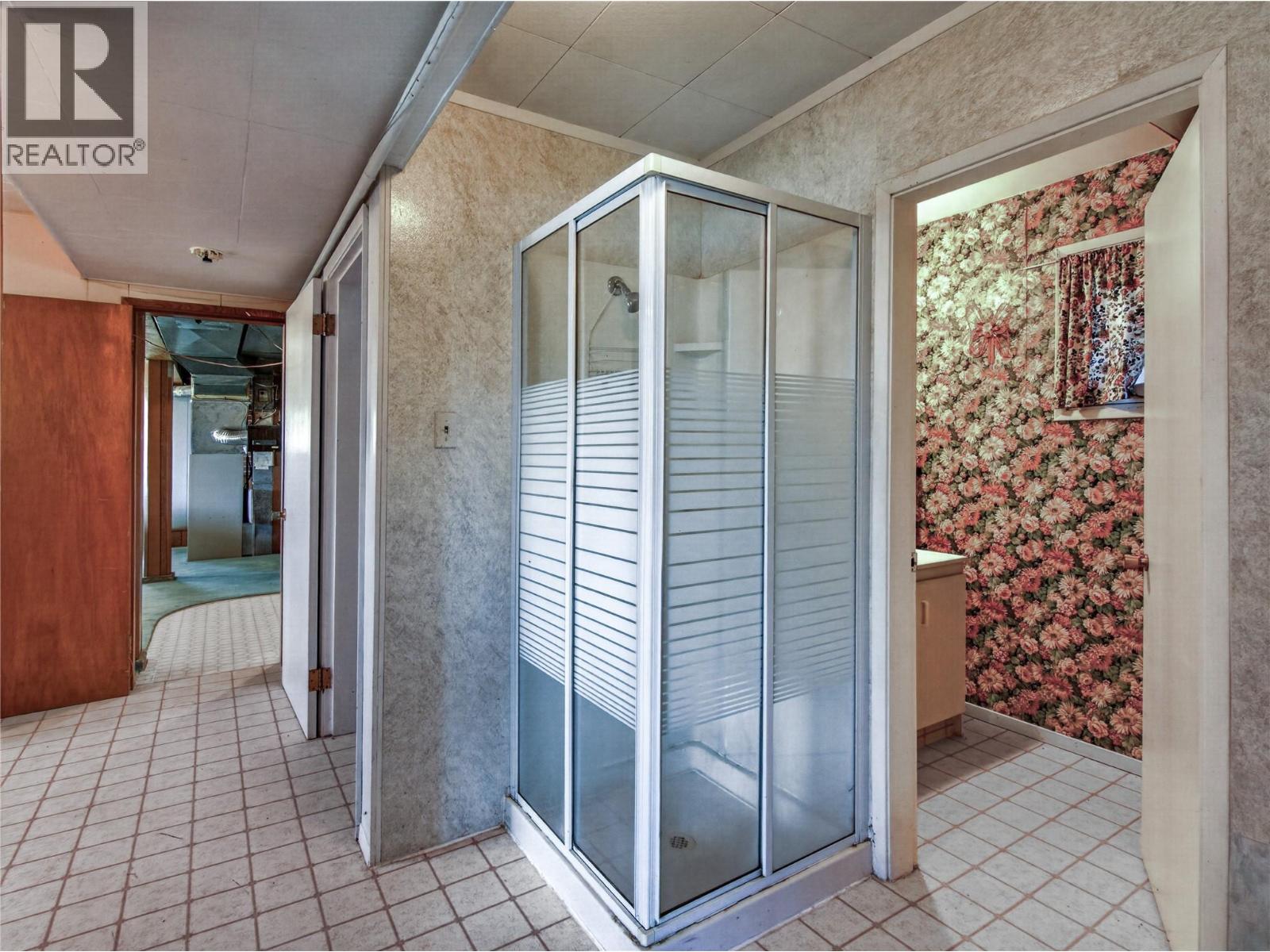 105 Hyslop Drive, Penticton, British Columbia  V2A 9A1 - Photo 13 - 10387925