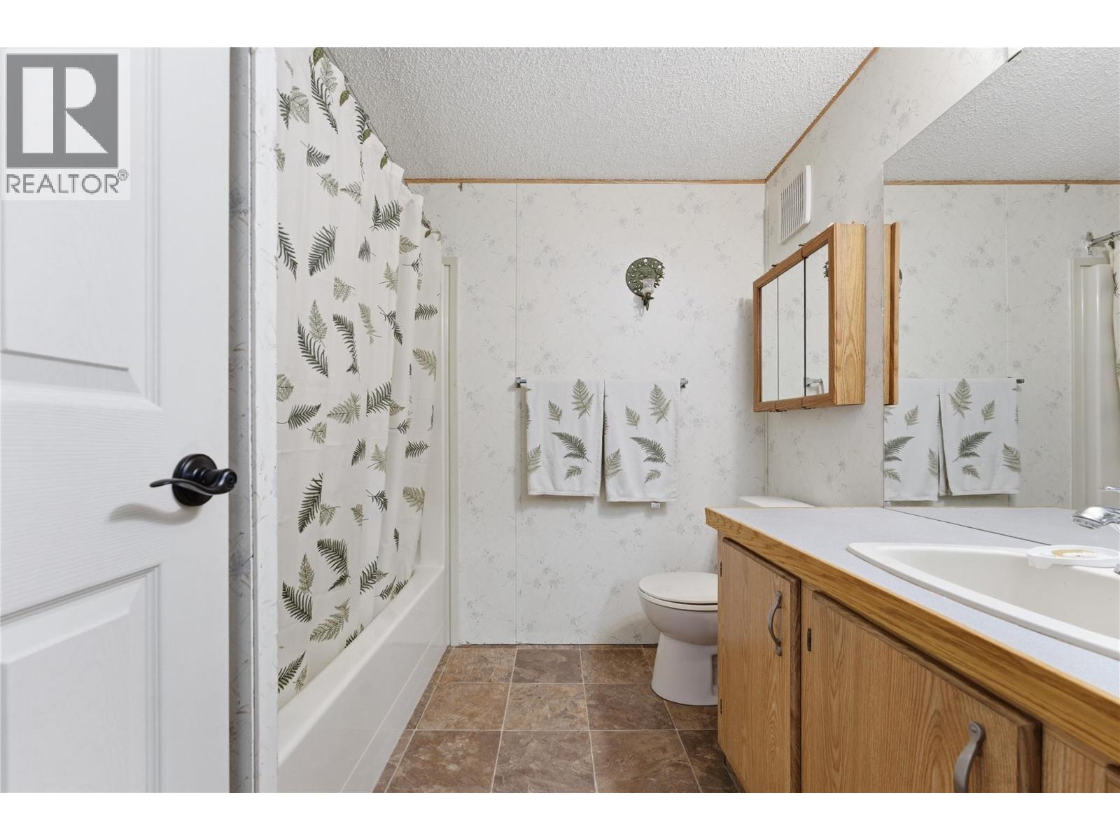 6710 Tronson Road Unit# 211, Vernon, British Columbia  V1H 1X6 - Photo 13 - 10387512