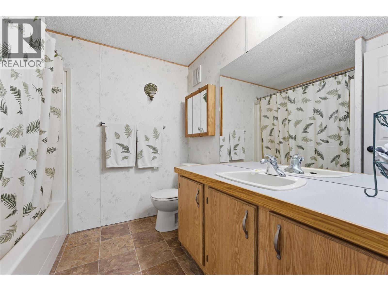 6710 Tronson Road Unit# 211, Vernon, British Columbia  V1H 1X6 - Photo 14 - 10387512