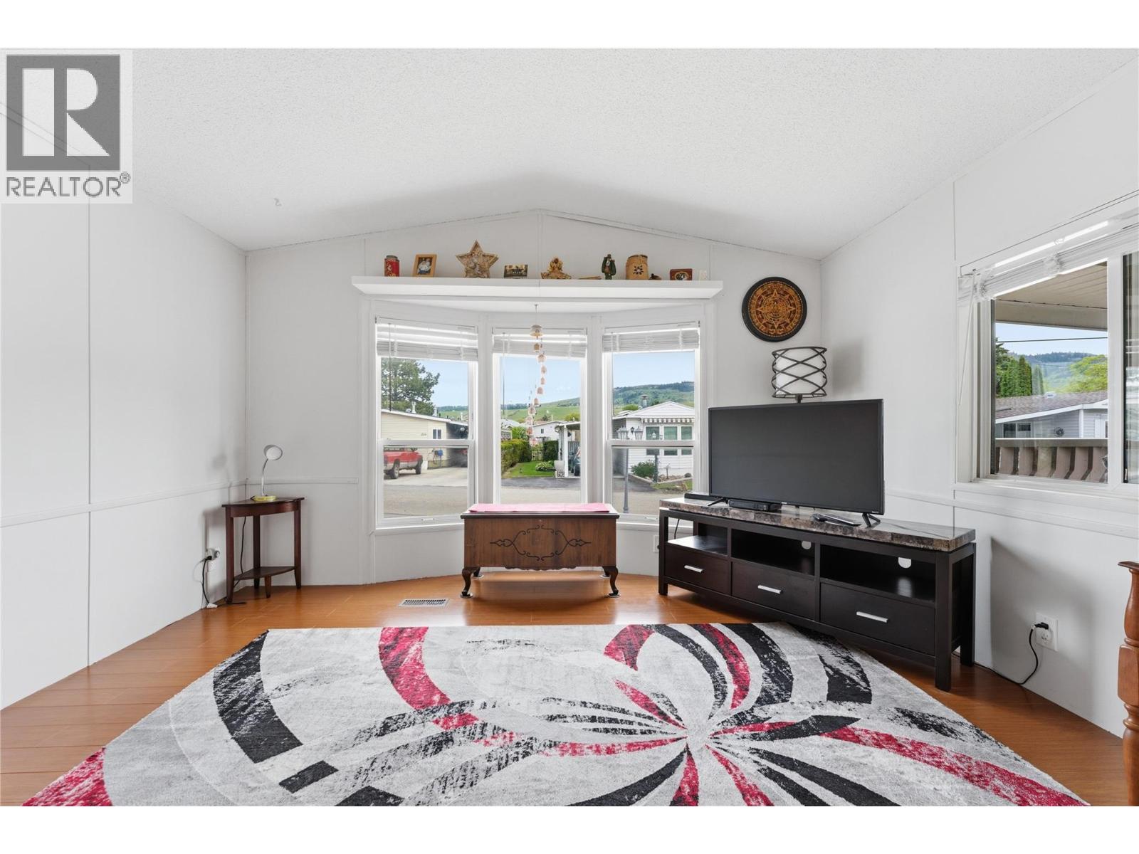 6710 Tronson Road Unit# 211, Vernon, British Columbia  V1H 1X6 - Photo 6 - 10387512