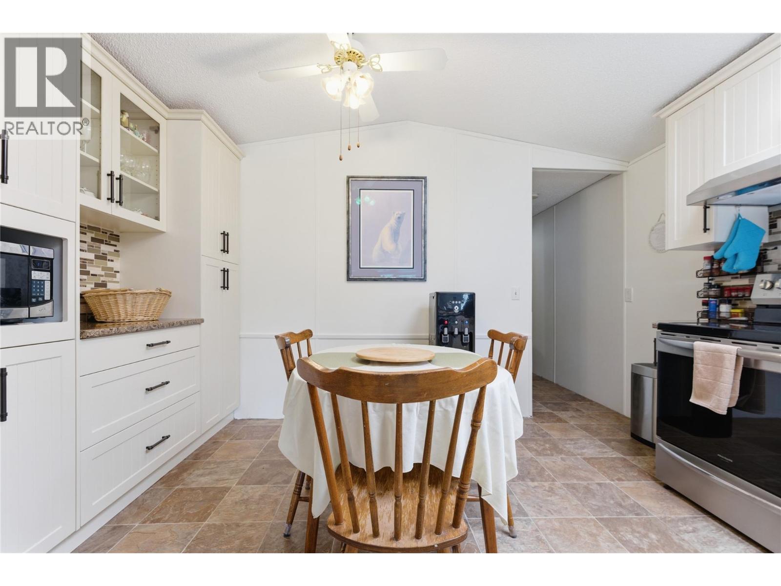 6710 Tronson Road Unit# 211, Vernon, British Columbia  V1H 1X6 - Photo 8 - 10387512