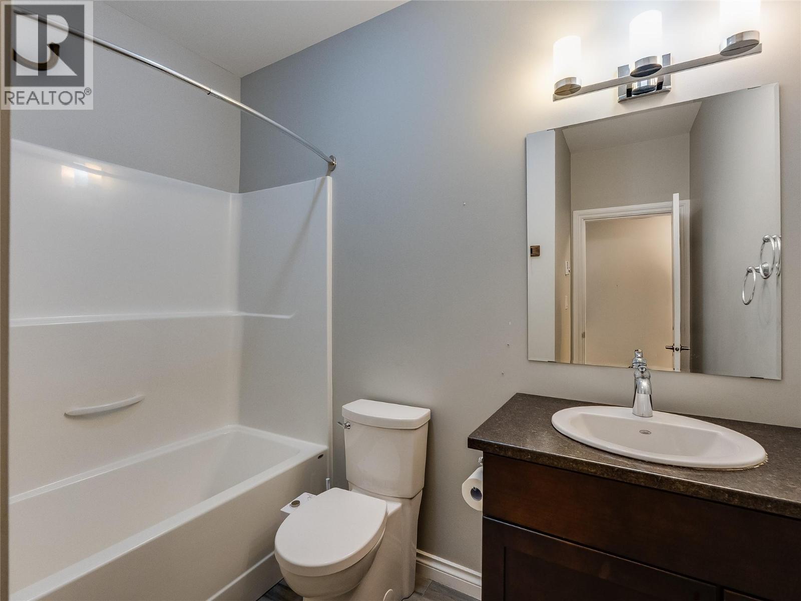 2000 Choquette Avenue Unit# 202, Nelson, British Columbia  V1L 7E4 - Photo 29 - 10387406