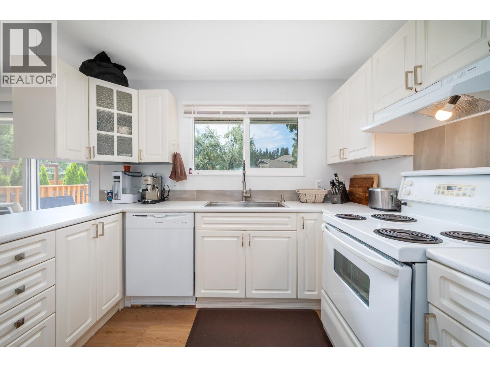 679 Mcclure Road, Kelowna, British Columbia  V1W 1L7 - Photo 13 - 10388487