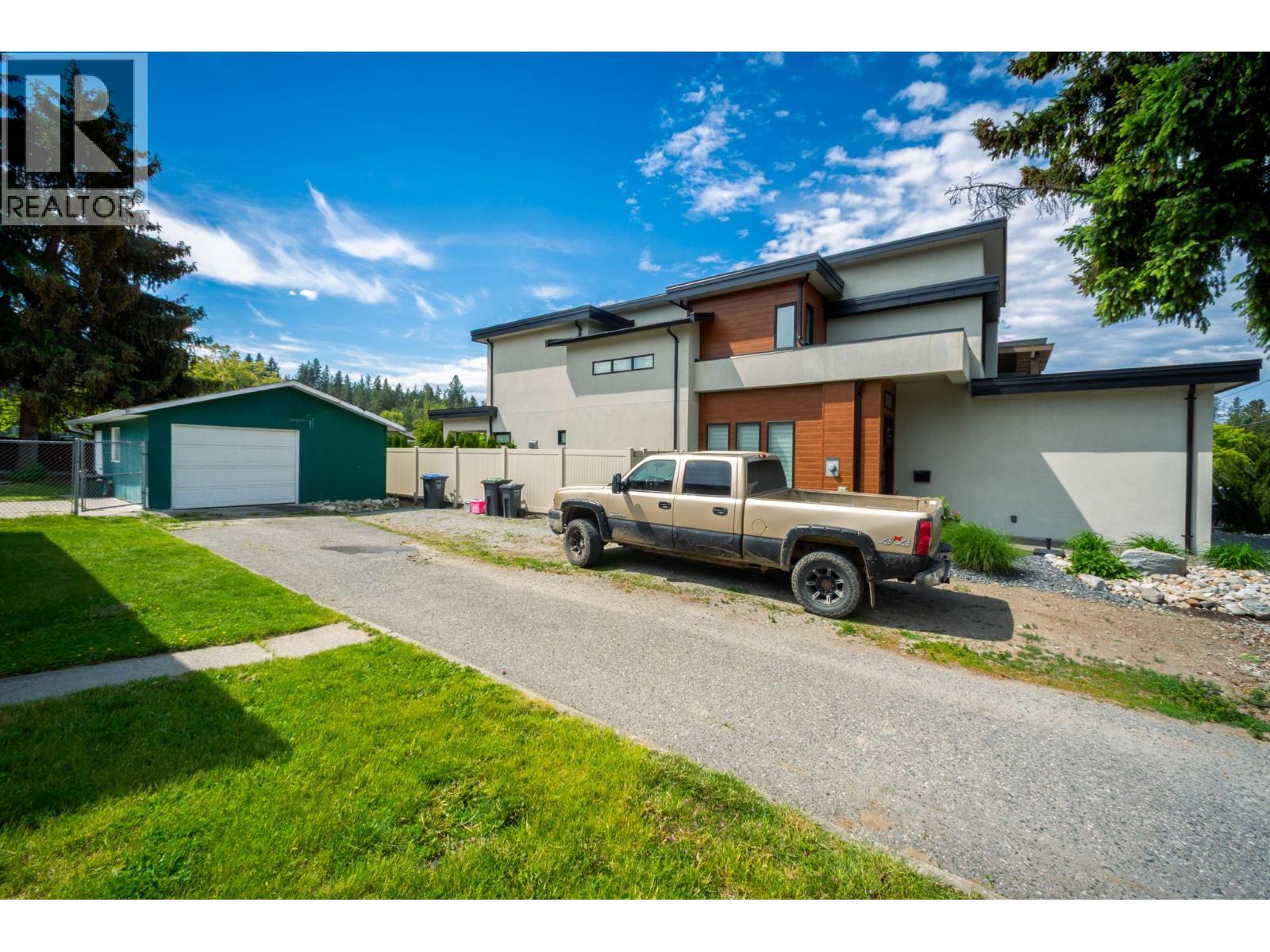 679 Mcclure Road, Kelowna, British Columbia  V1W 1L7 - Photo 46 - 10388487