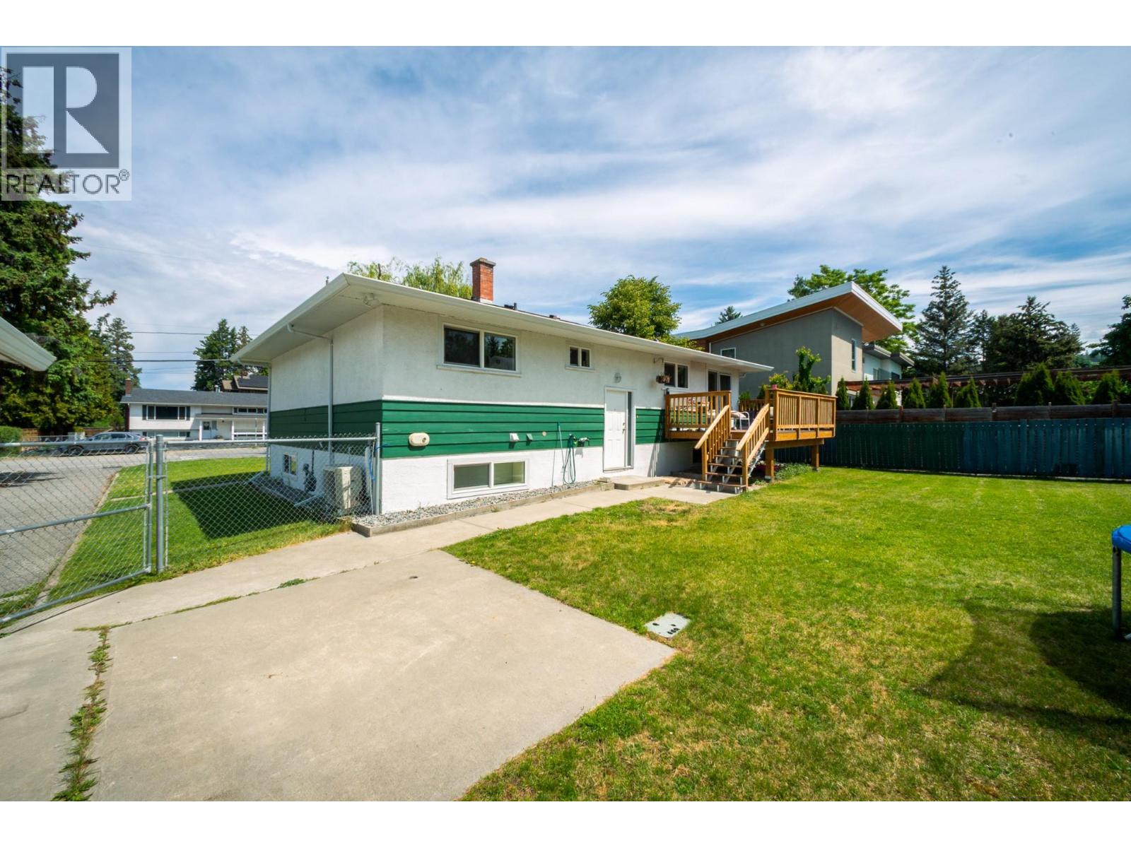 679 Mcclure Road, Kelowna, British Columbia  V1W 1L7 - Photo 50 - 10388487