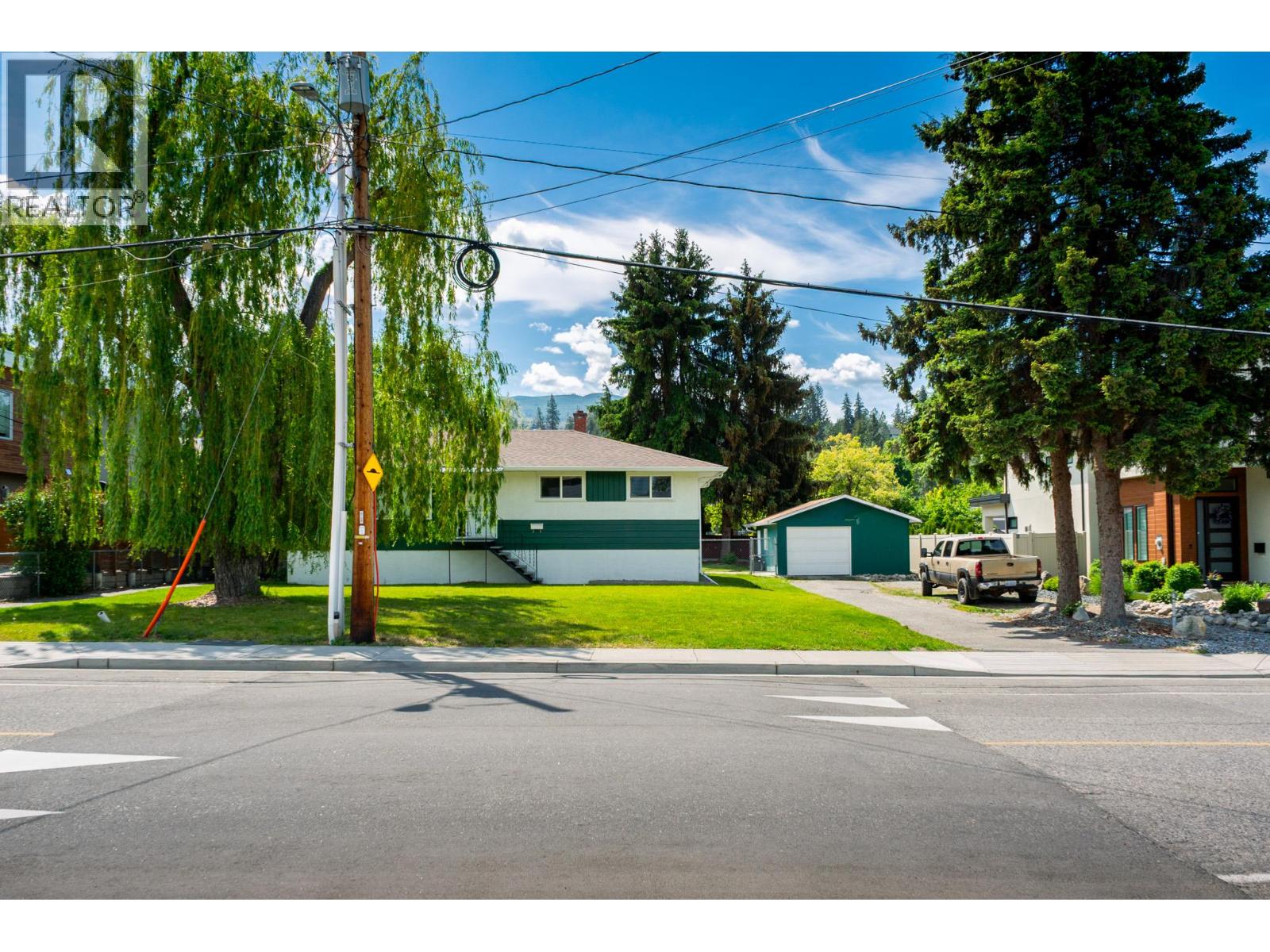679 Mcclure Road, Kelowna, British Columbia  V1W 1L7 - Photo 61 - 10388487
