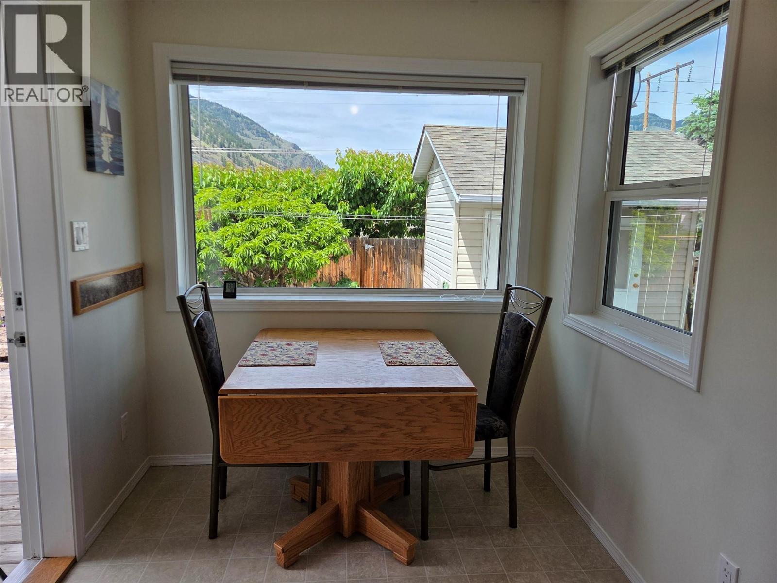 304 9th Avenue, Keremeos, British Columbia  V0X 1N3 - Photo 11 - 10388562
