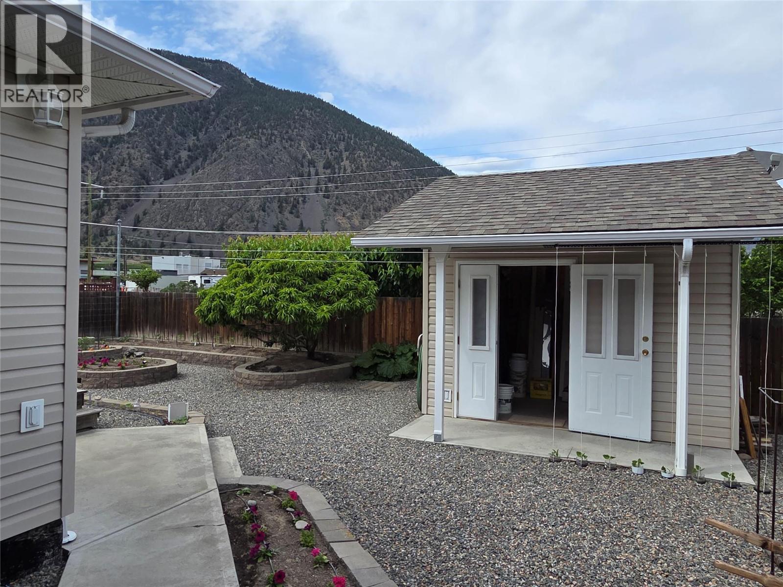 304 9th Avenue, Keremeos, British Columbia  V0X 1N3 - Photo 22 - 10388562