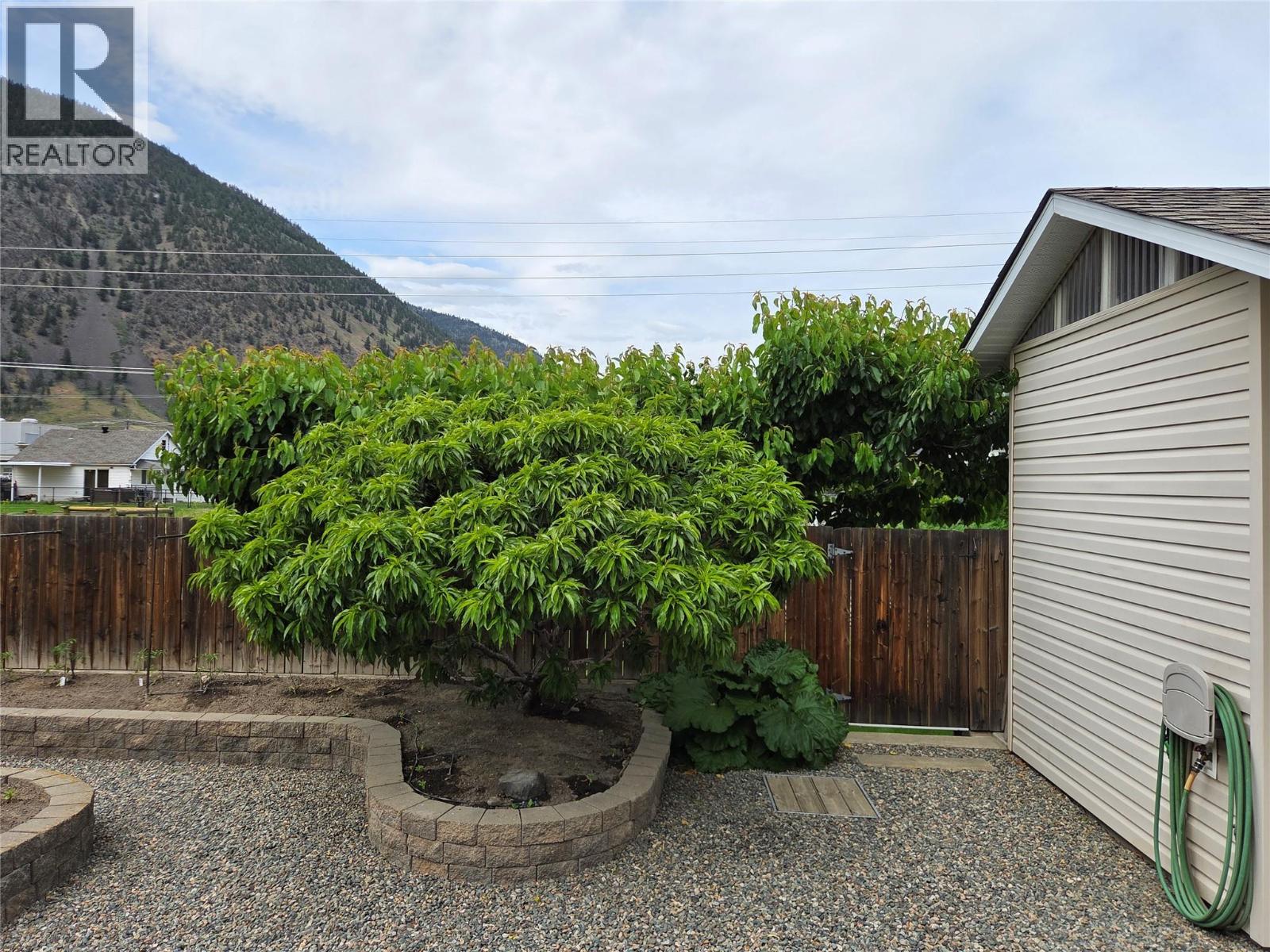 304 9th Avenue, Keremeos, British Columbia  V0X 1N3 - Photo 26 - 10388562