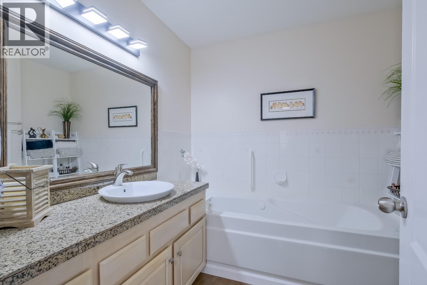 1802 Edgehill Court, Kelowna, British Columbia  V1V 1R7 - Photo 21 - 10388421