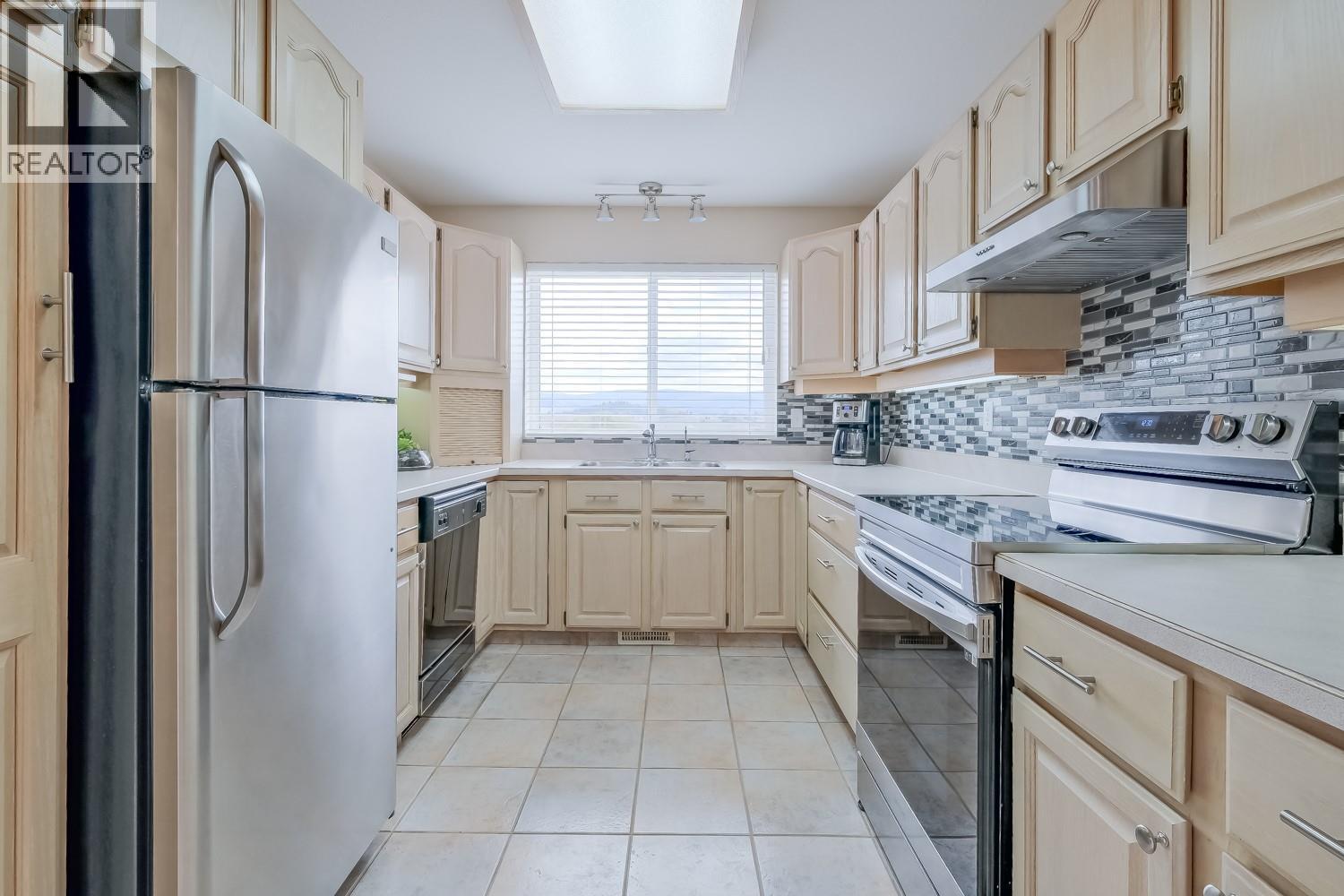 1802 Edgehill Court, Kelowna, British Columbia  V1V 1R7 - Photo 28 - 10388421