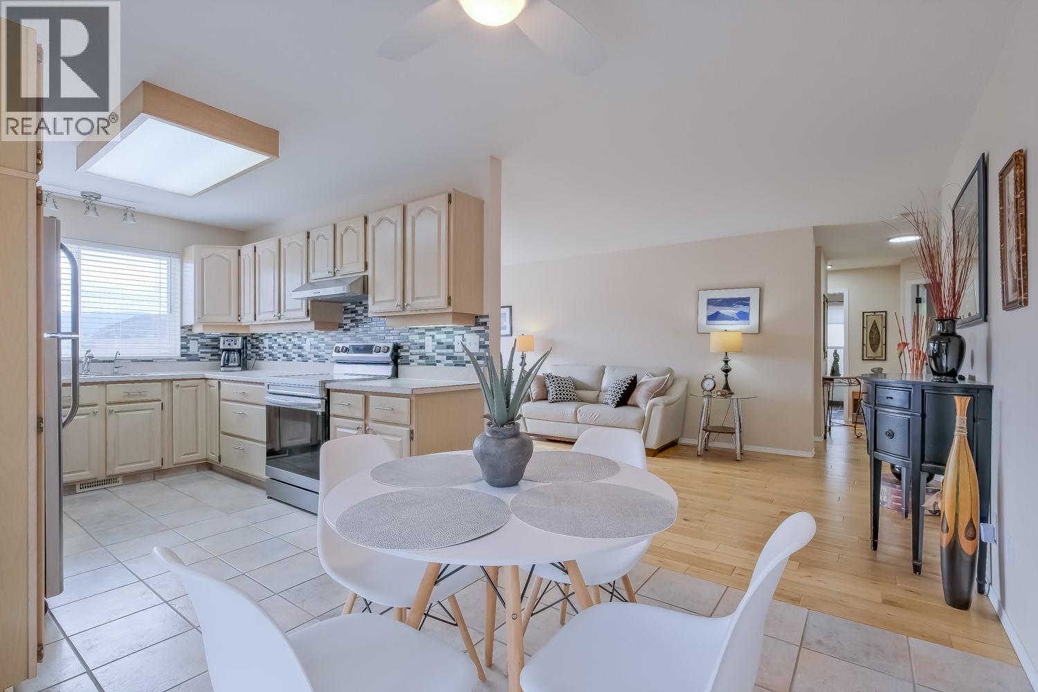 1802 Edgehill Court, Kelowna, British Columbia  V1V 1R7 - Photo 29 - 10388421