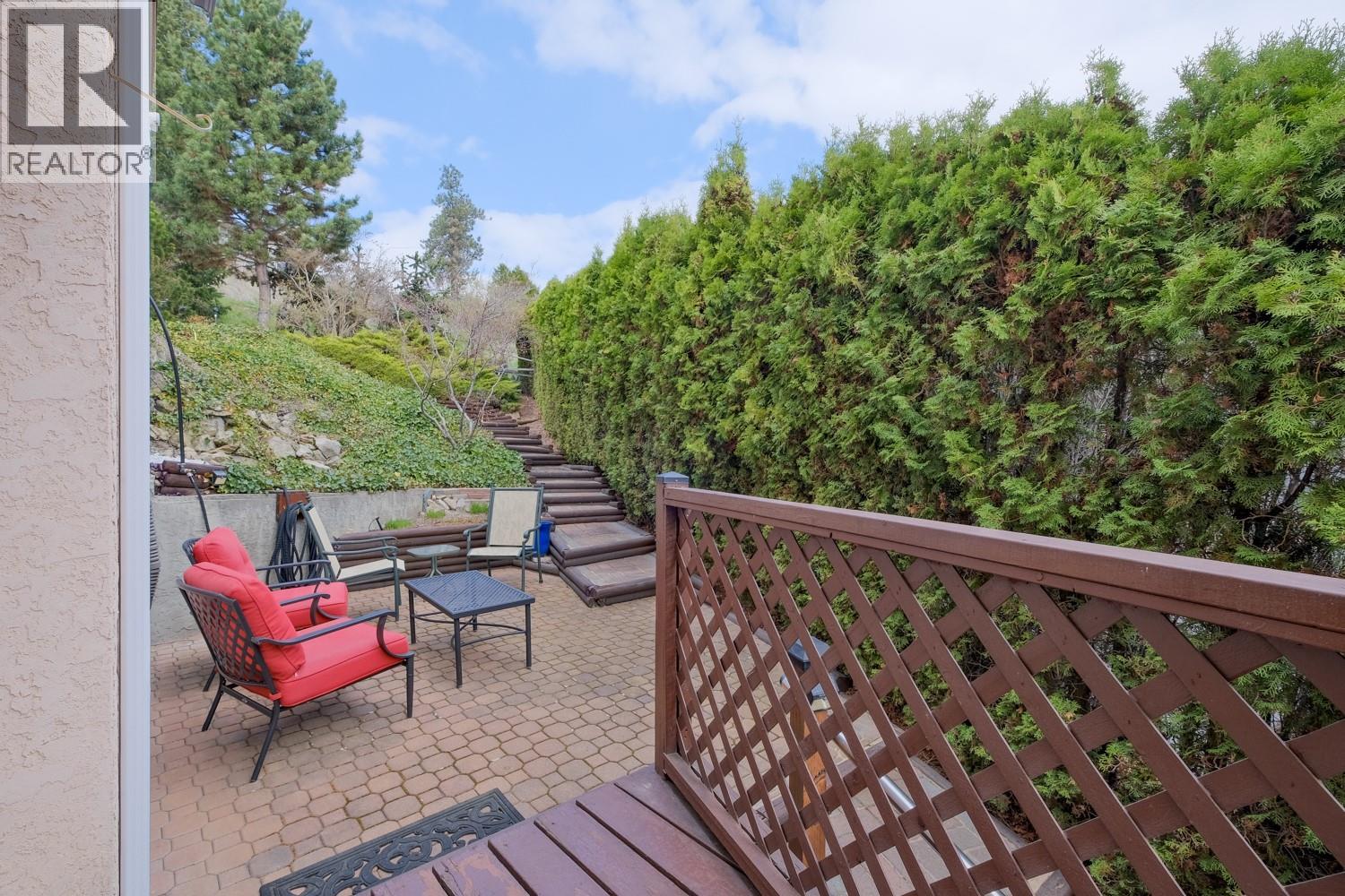 1802 Edgehill Court, Kelowna, British Columbia  V1V 1R7 - Photo 33 - 10388421