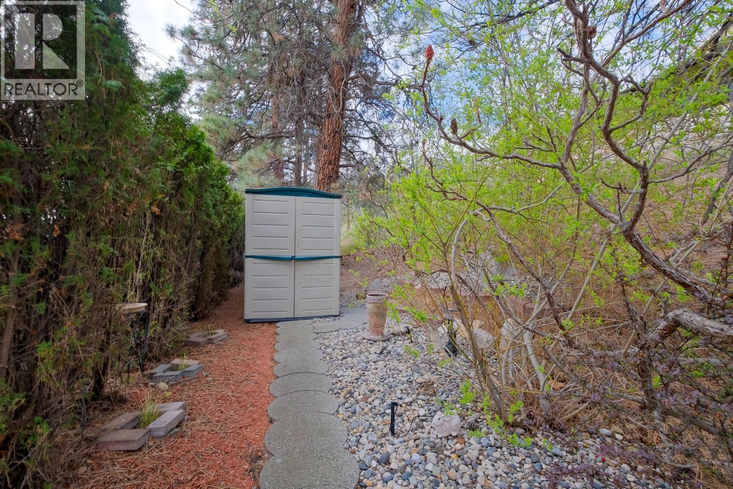 1802 Edgehill Court, Kelowna, British Columbia  V1V 1R7 - Photo 46 - 10388421