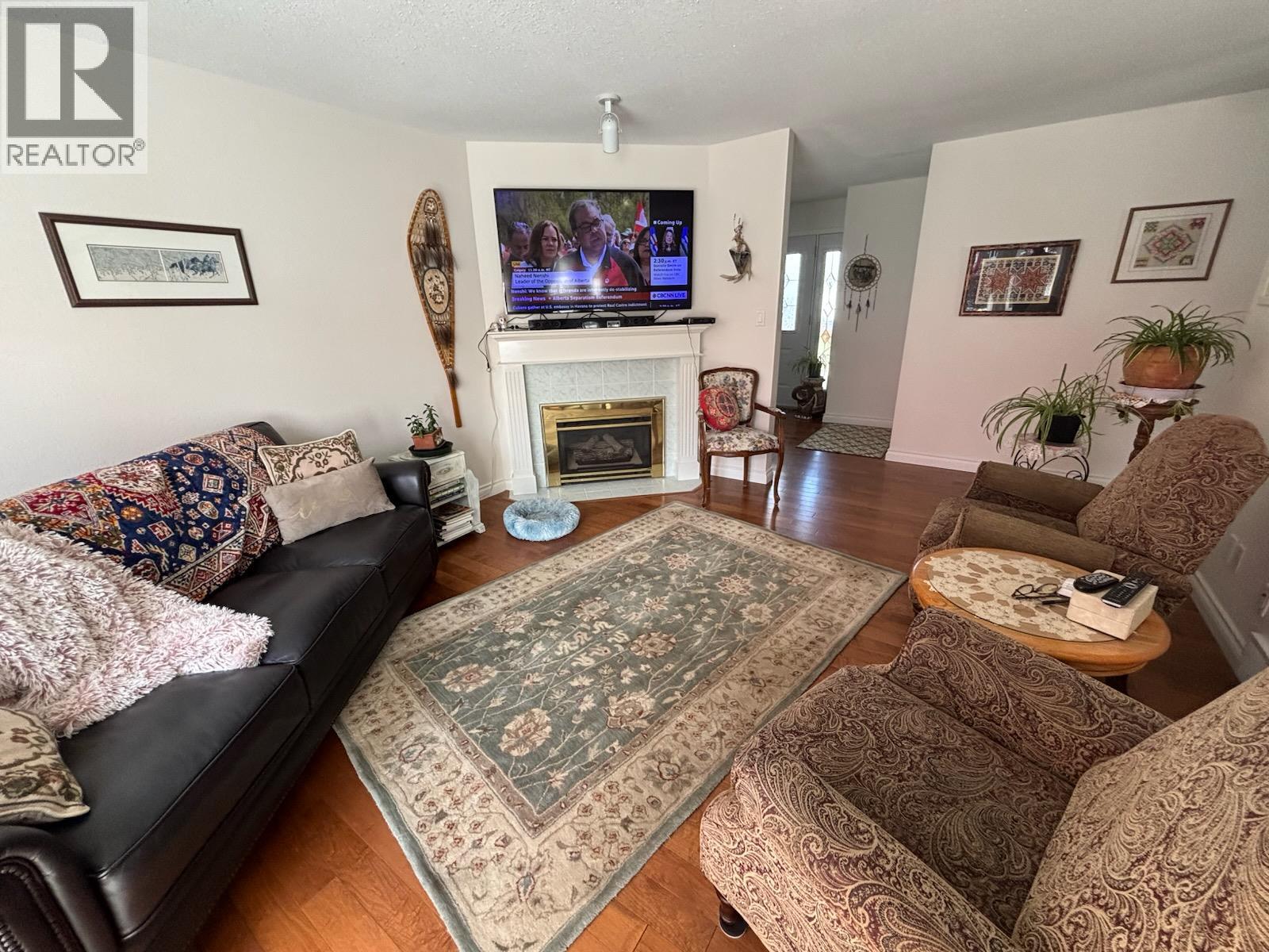 2230 Selkirk Place, Grand Forks, British Columbia  V0H 1H0 - Photo 9 - 10388543
