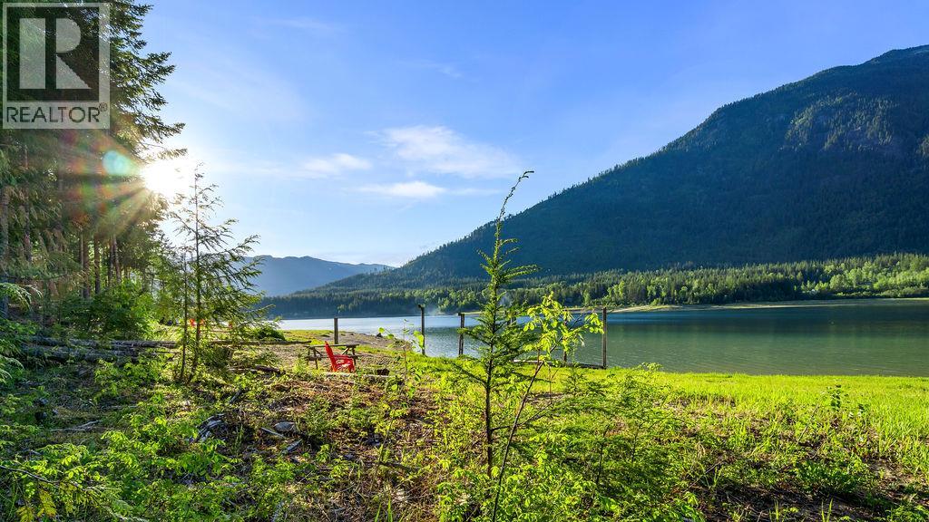 Rock Island Road Lot# 18, arrow park, British Columbia