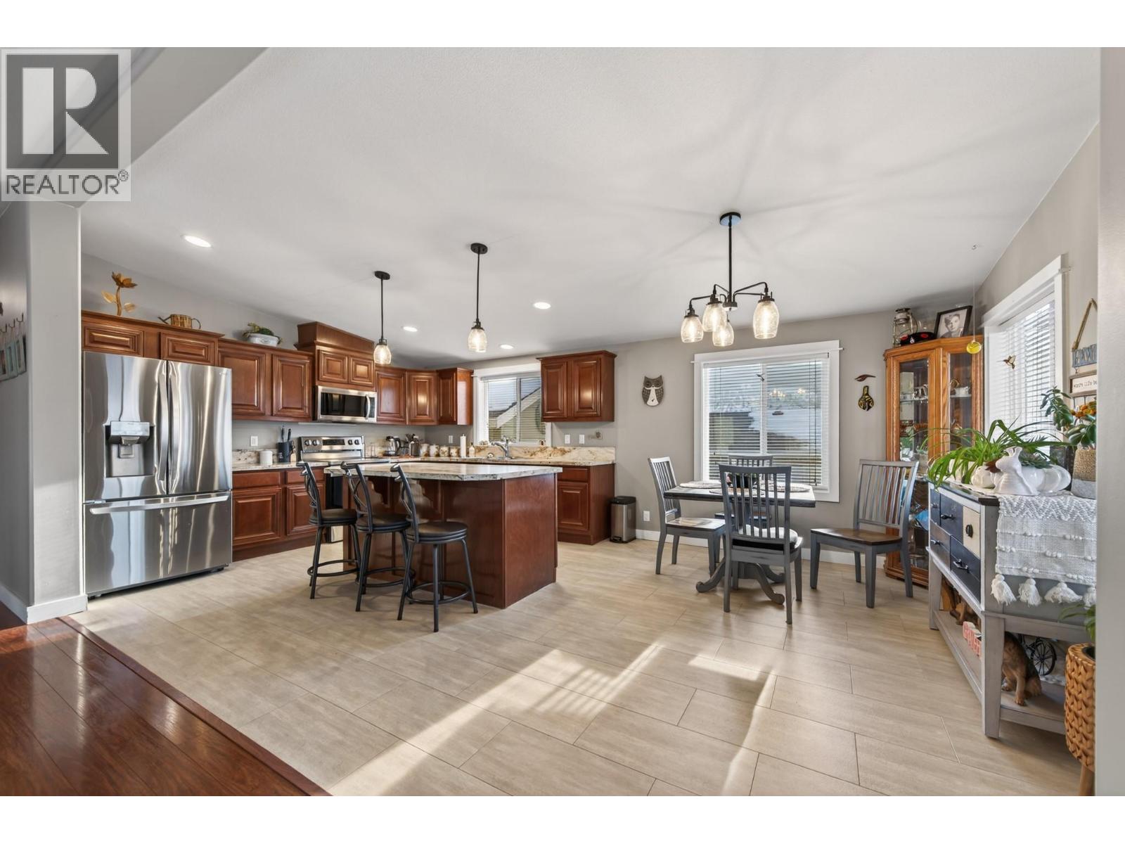 768 Shuswap  E Road Unit# 14, Kamloops, British Columbia  V2H 0A4 - Photo 4 - 10388446