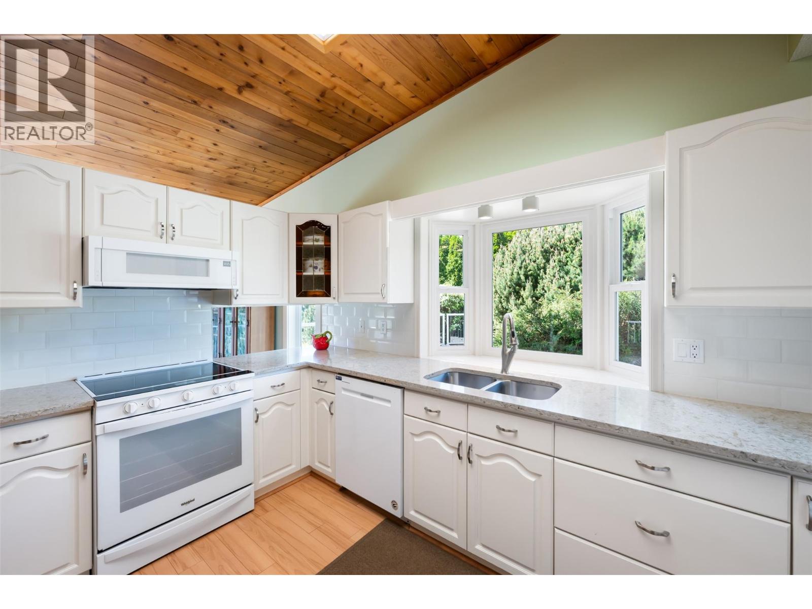 9931 Canyon View Road, Summerland, British Columbia  V0H 1Z2 - Photo 23 - 10388382