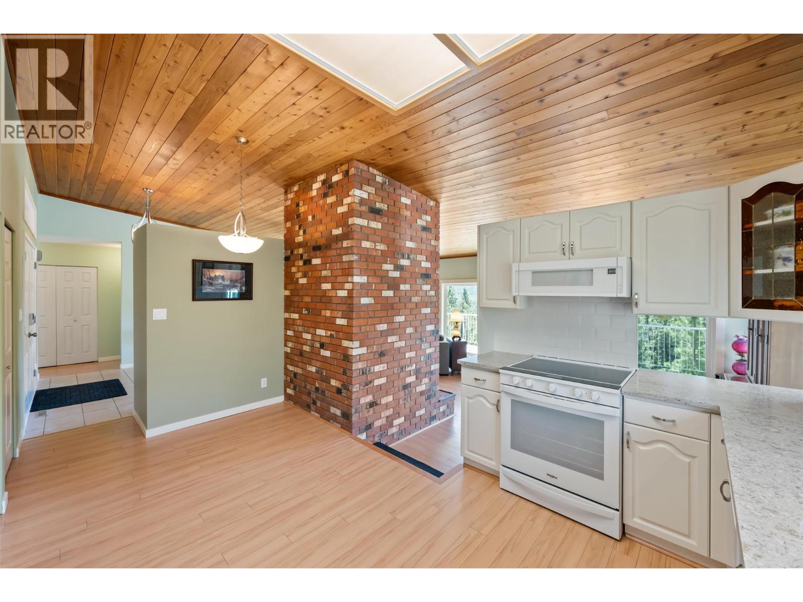 9931 Canyon View Road, Summerland, British Columbia  V0H 1Z2 - Photo 24 - 10388382