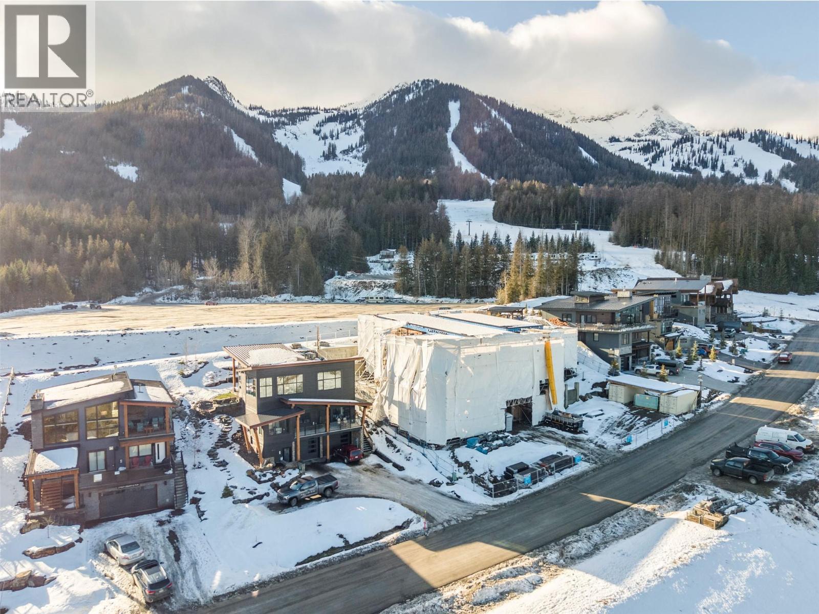 5416 Resort Drive, Fernie, British Columbia  V0B 1M6 - Photo 86 - 10388569