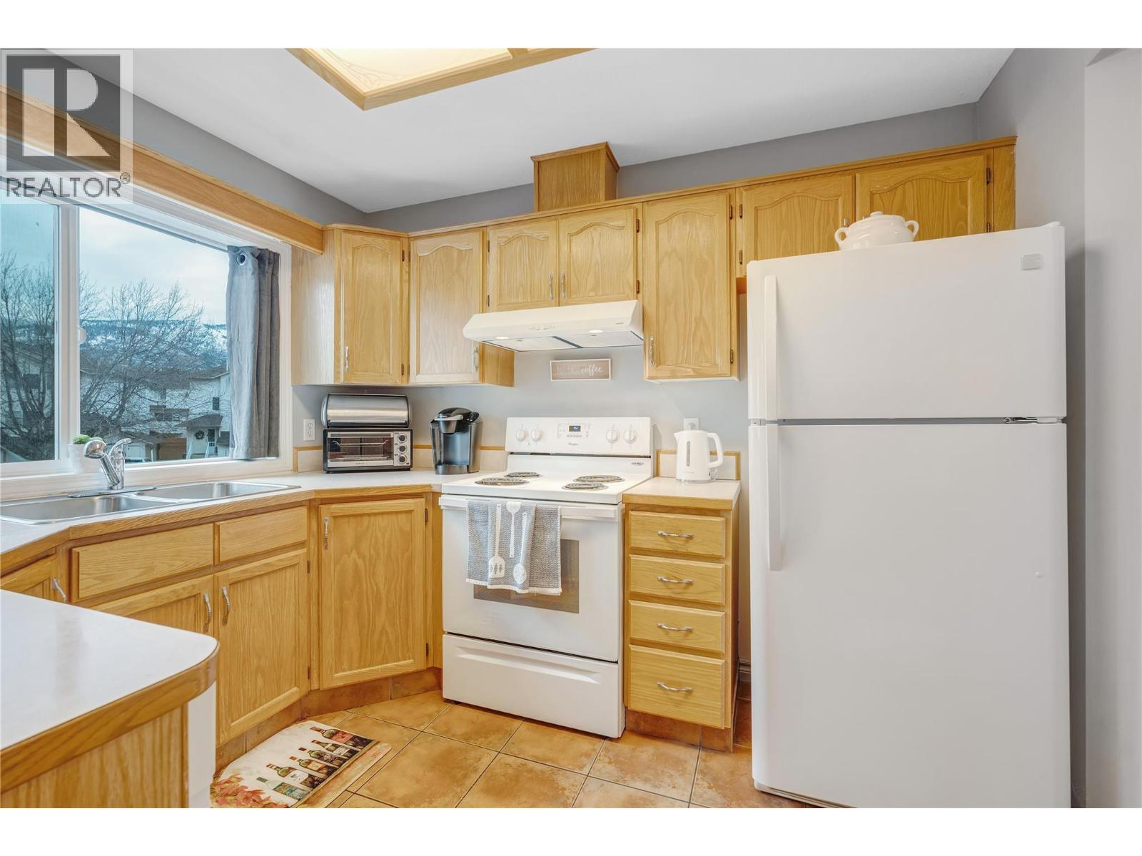 3153 Paris Street Unit# 158, Penticton, British Columbia  V2A 8P1 - Photo 3 - 10388098