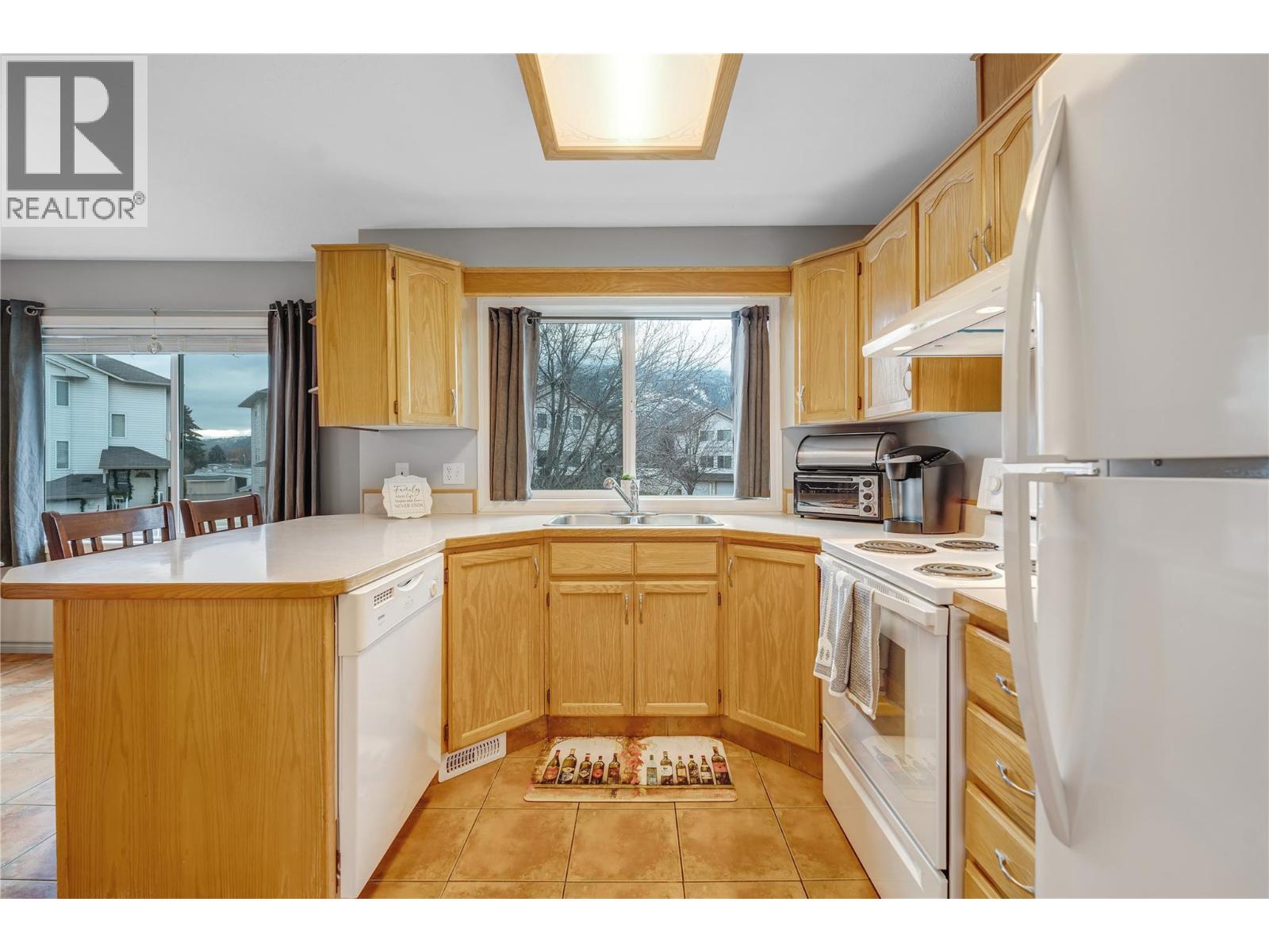 3153 Paris Street Unit# 158, Penticton, British Columbia  V2A 8P1 - Photo 4 - 10388098
