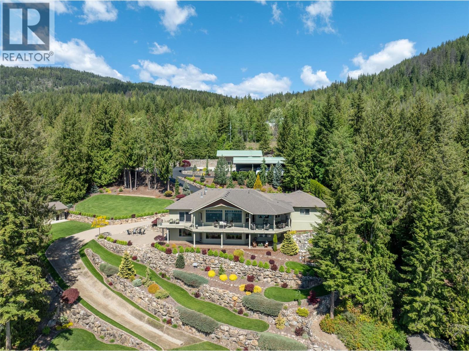 3898 Parri Road, Sorrento, British Columbia  V0E 2W0 - Photo 12 - 10387683