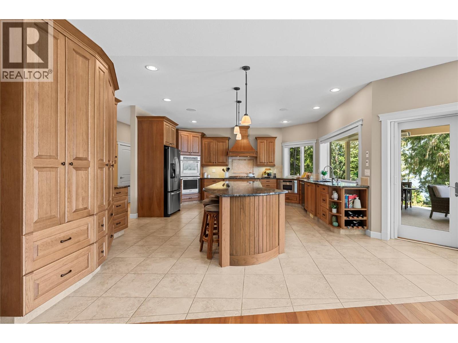 3898 Parri Road, Sorrento, British Columbia  V0E 2W0 - Photo 26 - 10387683