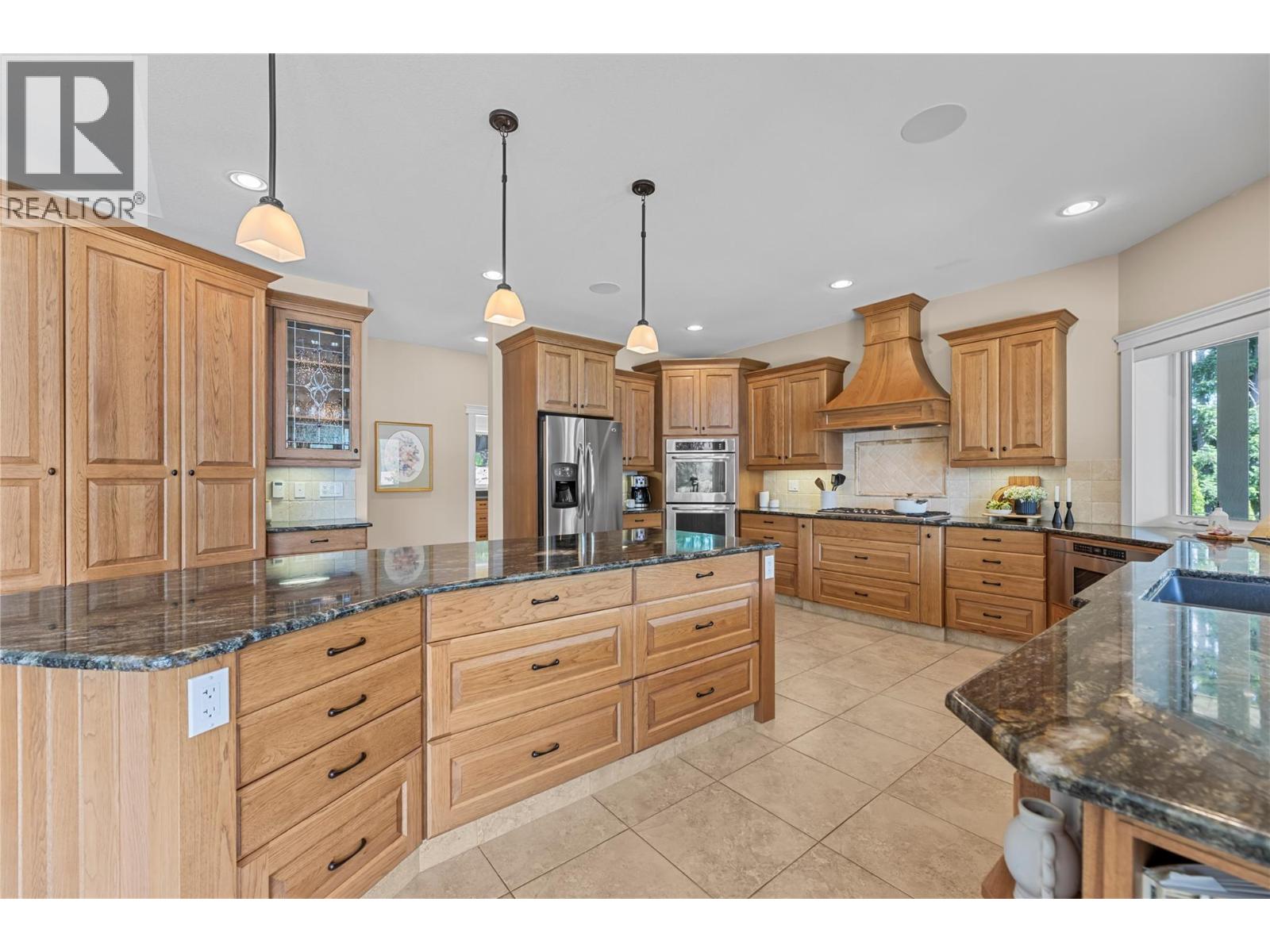 3898 Parri Road, Sorrento, British Columbia  V0E 2W0 - Photo 36 - 10387683