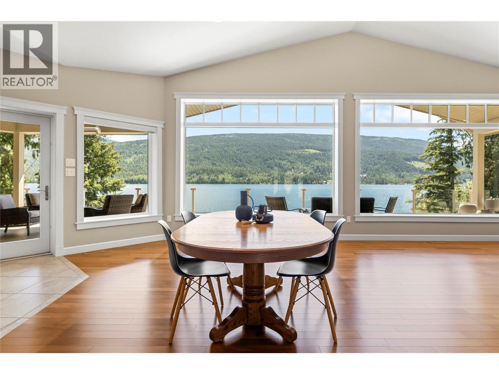 3898 Parri Road, Sorrento, British Columbia  V0E 2W0 - Photo 38 - 10387683