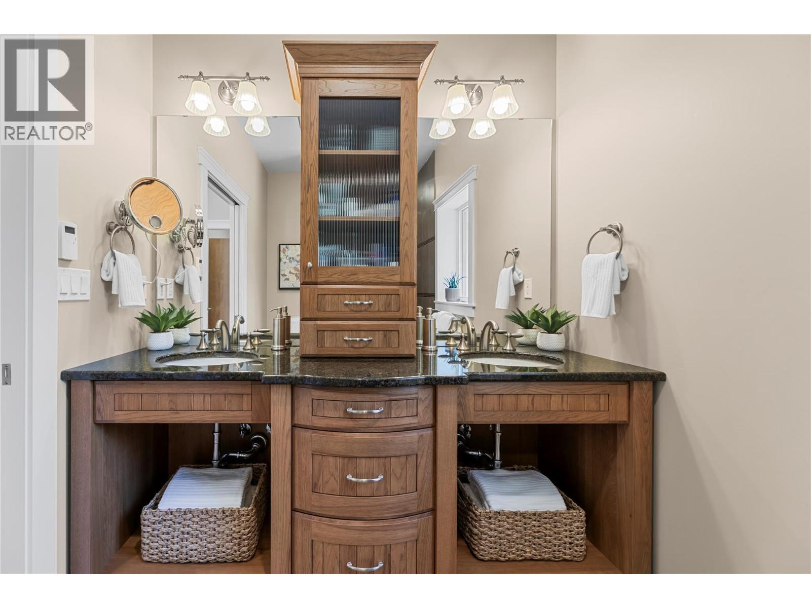 3898 Parri Road, Sorrento, British Columbia  V0E 2W0 - Photo 45 - 10387683