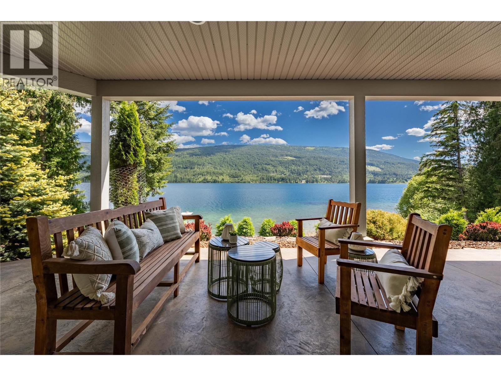 3898 Parri Road, Sorrento, British Columbia  V0E 2W0 - Photo 69 - 10387683