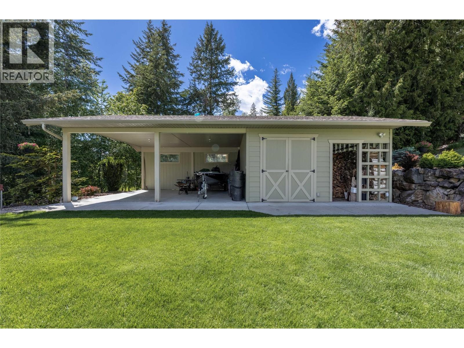 3898 Parri Road, Sorrento, British Columbia  V0E 2W0 - Photo 74 - 10387683