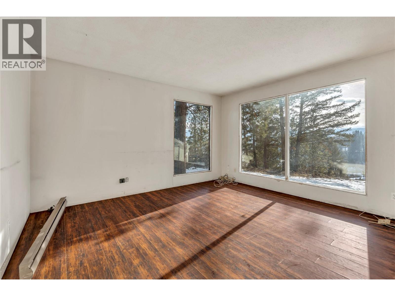 176 Jacobson Rd, Princeton, British Columbia  V0X 1W0 - Photo 11 - 10388409