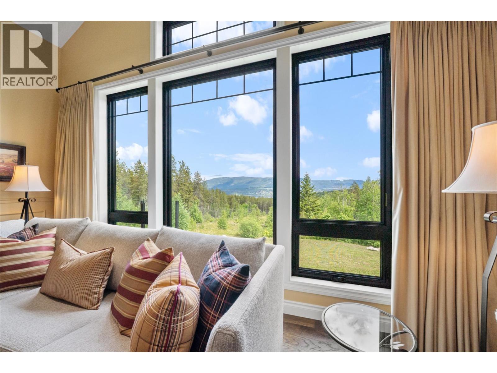 4680 56 Street Nw, Salmon Arm, British Columbia  V1E 0B2 - Photo 12 - 10388275
