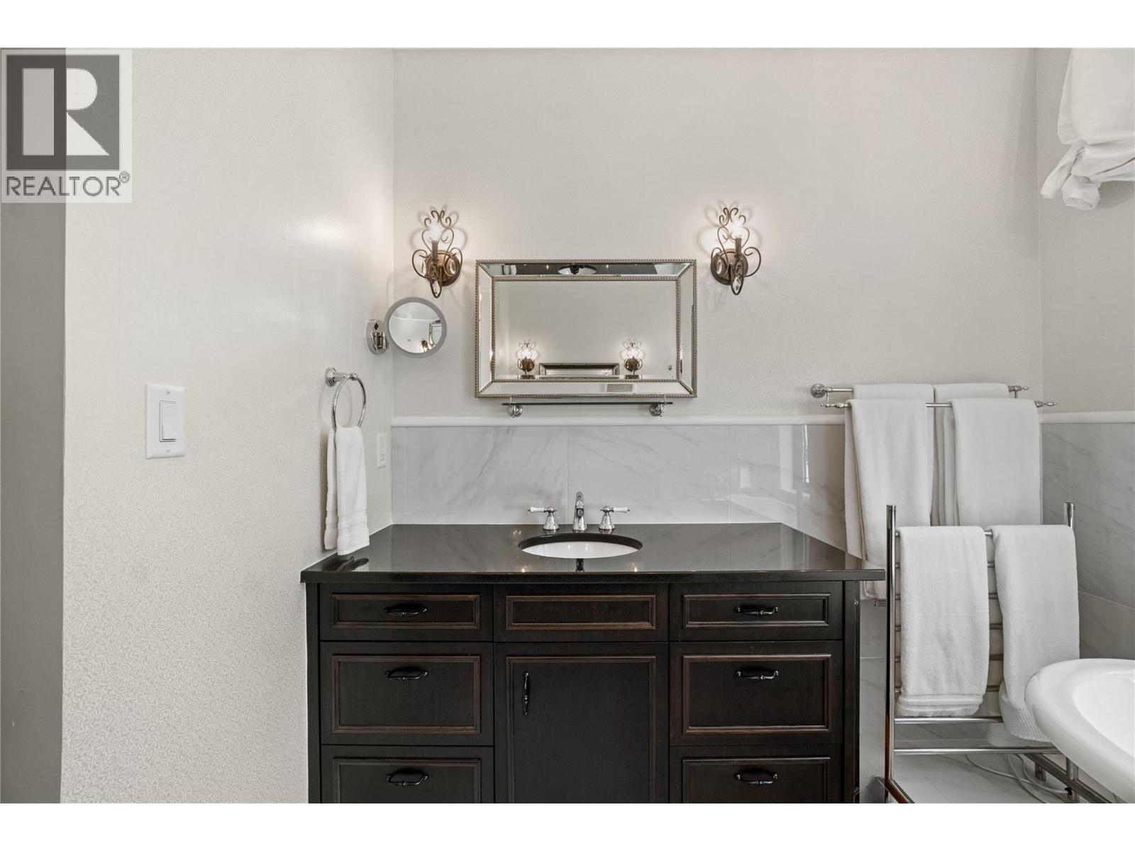 4680 56 Street Nw, Salmon Arm, British Columbia  V1E 0B2 - Photo 43 - 10388275