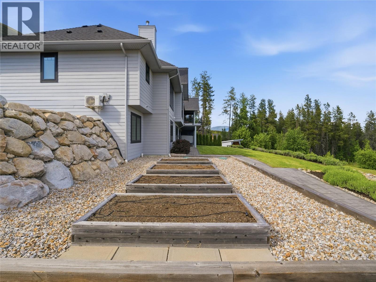 4680 56 Street Nw, Salmon Arm, British Columbia  V1E 0B2 - Photo 74 - 10388275