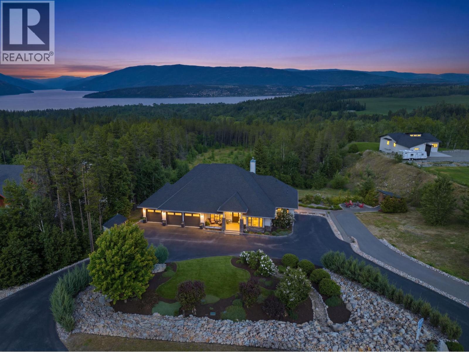 4680 56 Street Nw, Salmon Arm, British Columbia  V1E 0B2 - Photo 95 - 10388275