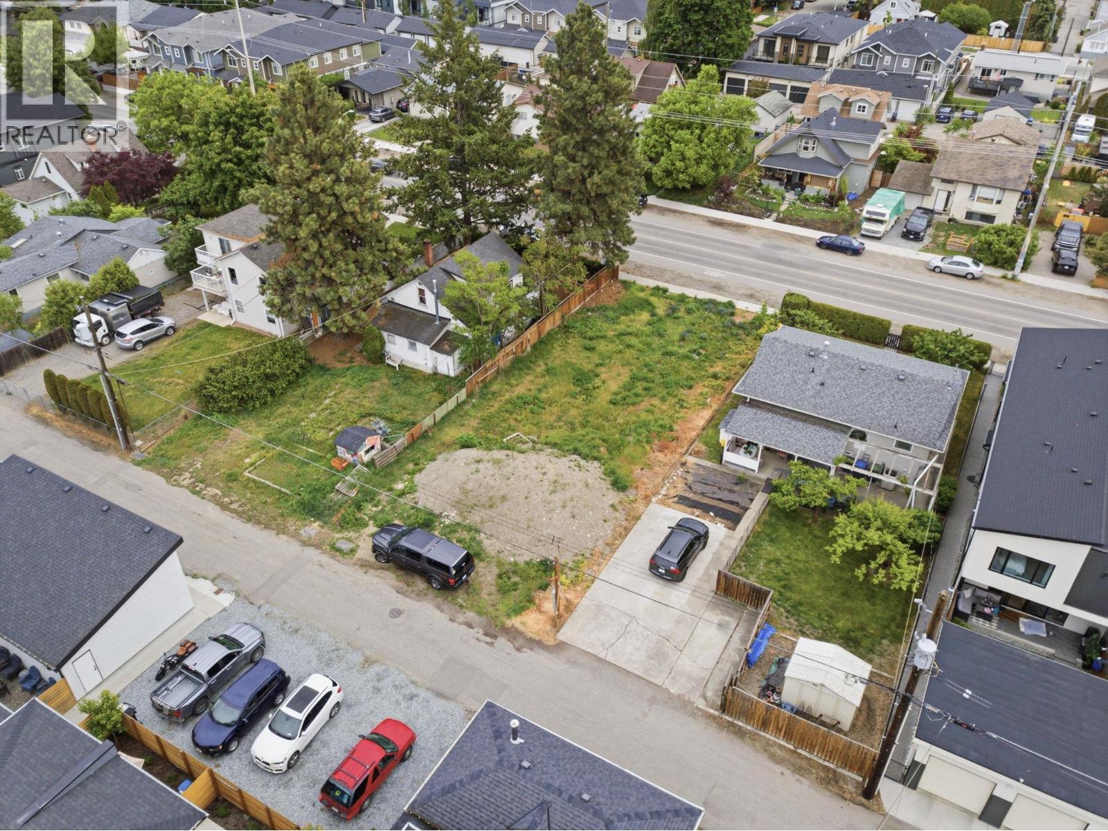 784 Cadder Avenue, Kelowna, British Columbia  V1Y 5N6 - Photo 2 - 10387991