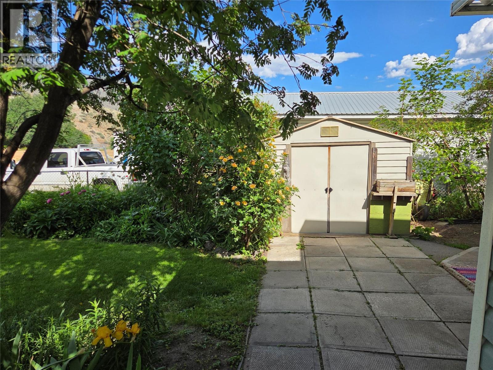 410 6th Avenue, Keremeos, British Columbia  V0X 1N3 - Photo 19 - 10388590
