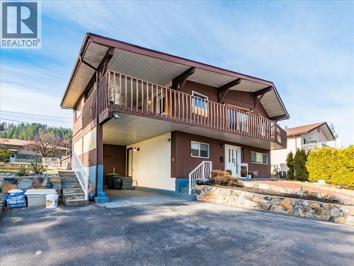 520 10th Avenue, Castlegar, British Columbia  V1N 1K7 - Photo 74 - 10388525
