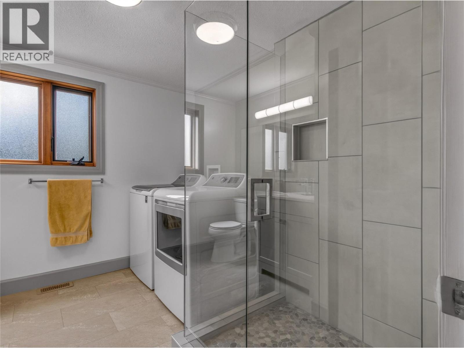 969 Westminster Avenue E, Penticton, British Columbia  V2A 7P1 - Photo 12 - 10388447