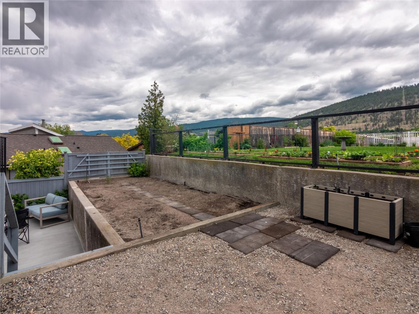 969 Westminster Avenue E, Penticton, British Columbia  V2A 7P1 - Photo 30 - 10388447