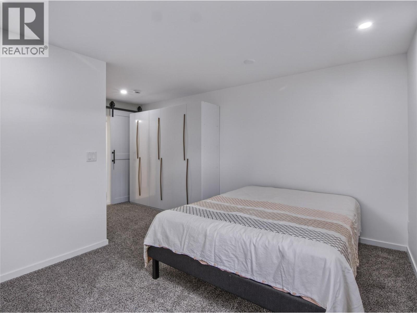969 Westminster Avenue E, Penticton, British Columbia  V2A 7P1 - Photo 36 - 10388447