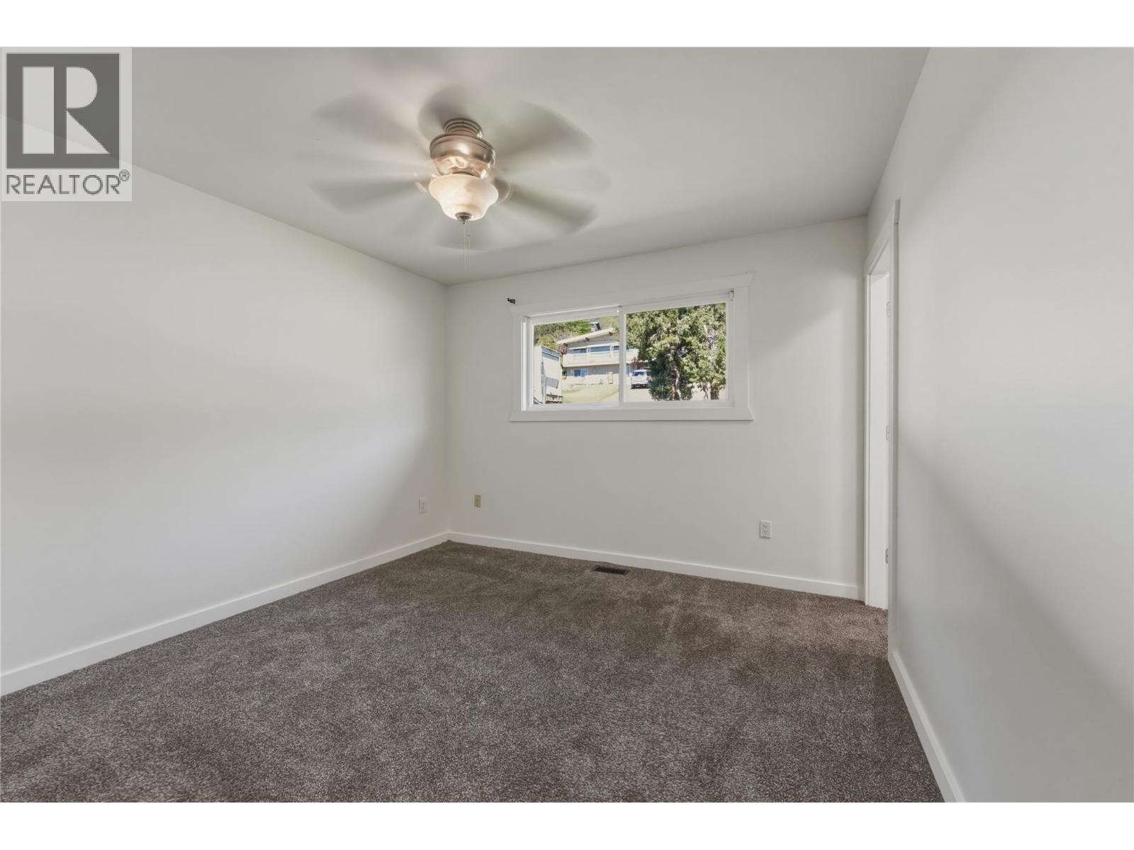 6576 Southwind Road Road, Vernon, British Columbia  V1H 1B7 - Photo 16 - 10388558
